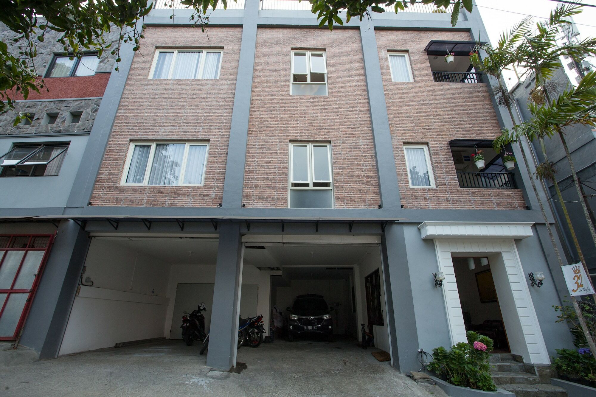Reddoorz Near Museum Angkut Batu Hotel Batu  Exterior photo